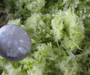 吃瓠子瓜削皮吗,瓠子瓜食用前的削皮技巧解析