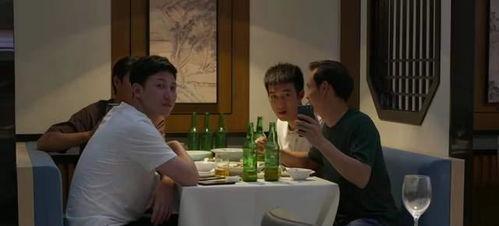 平凡之人吃瓜视频,揭秘热门视频背后的故事