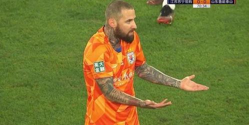 吴曦吃瓜球迷,揭秘足球圈背后的娱乐风云